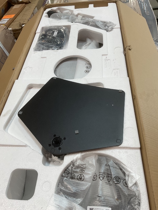 Photo 1 of **SELLING FOR PARTS. MAJOR DAMAGE TO SCREEN**SAMSUNG 49” Odyssey G9 Series DQHD 1000R Curved Gaming Monitor, 1ms(GtG), VESA DisplayHDR 1000, 240Hz, AMD FreeSync Premium Pro, Height Adjustable Stand, Ultrawide Screen, LS49CG954ENXZA, 2024