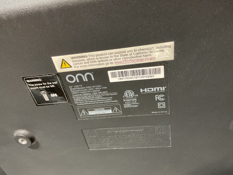 Photo 1 of **SCTRACHED ON COVER**Roku Smart TV 2025 – 43-Inch Select Series, 4K HDR TV – RokuTV with Enhanced Voice Remote – Flat Screen LED Television with Wi-Fi for Streaming Live Local News, Sports, Family Entertainment