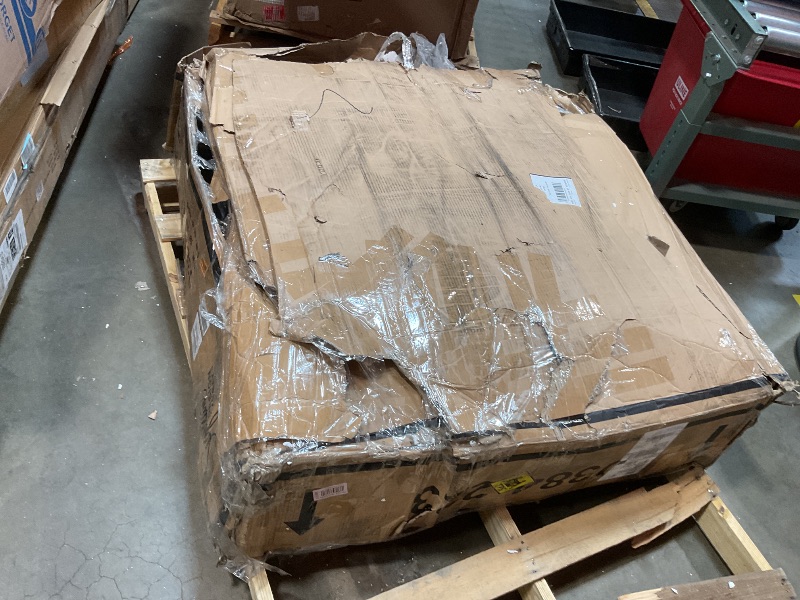 Photo 1 of **MINOR ACUFF TO CHAIR LEG AND SEAT**Bennox Counter Height Dining Table and 4 Bar Stools
Item: D384-223