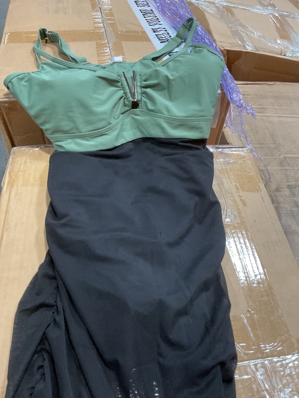 Photo 1 of **DIRTY FROM TRANSPORT **WOMENS  BIKINI SETS TUMMY CONTROL BATHING SUIT MODEST SWIM SUITS 2025?M, ARMY GREEN & BLACK?