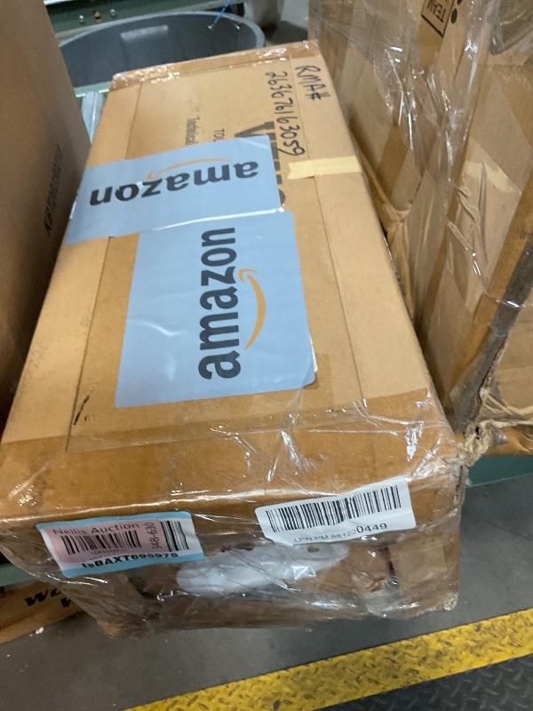 Photo 1 of **SCRATCHES AND DENTS**VEVOR Pipe Tube Bender, 3/8" to 1" Manual Pipe Tube Bender, with 7 Dies, Heavy Duty Tube Bender Tubing of Steel Metal Copper, for Repair Shops, Blue