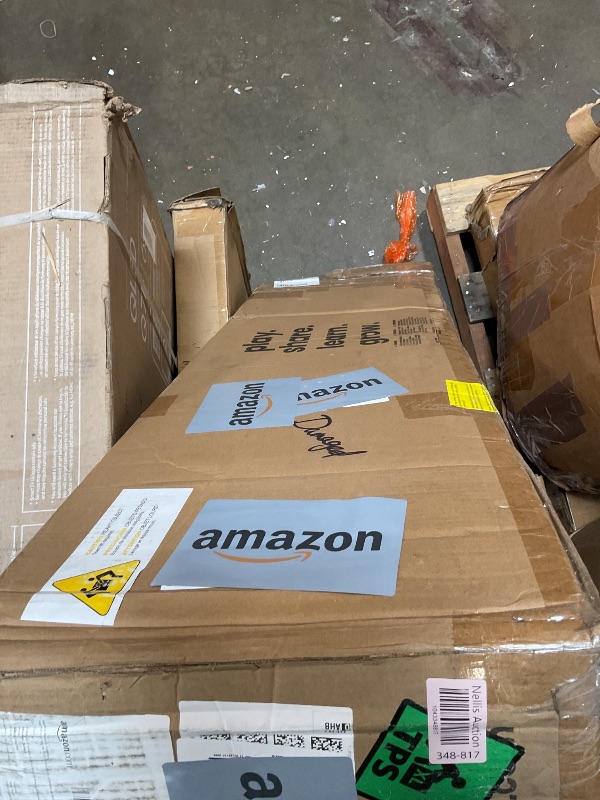 Photo 1 of **MINOR DENT DAMAGE **ECR4Kids 5-Section Coat Locker with Bench, Classroom Furniture, Natural