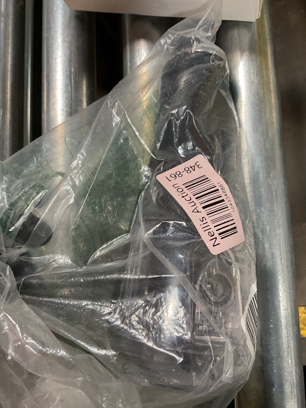 Photo 1 of **SELLING FOR PARTS AS PARTIAL SET. SCUFFS AND SCRATCHES ***Waterpik water flosser.