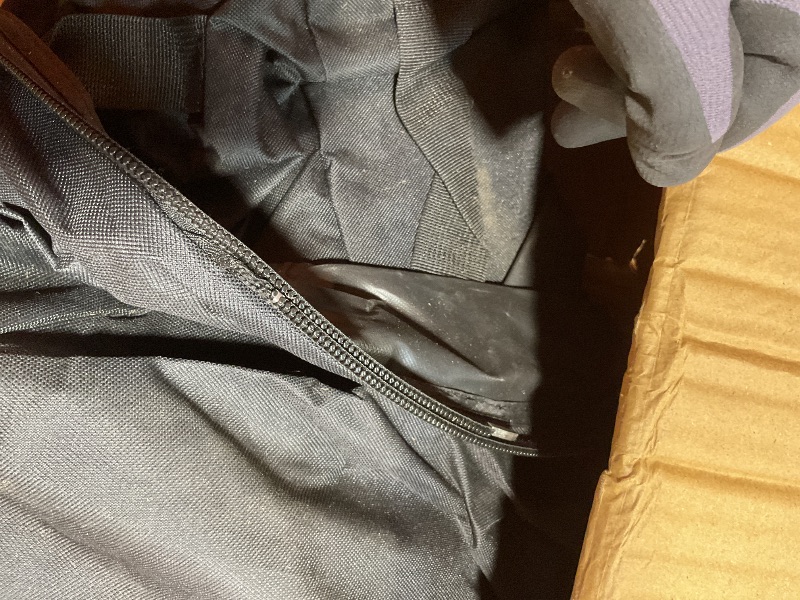 Photo 1 of **DIRT. BROKEN ZIPPER**FUNHORUN Hunting Blind with Floor Mat, 360 Degree See Through Ground Blind with Carrying Bag, 3/4 Person Pop Up Camouflage Tent Portable Concealed Shelter