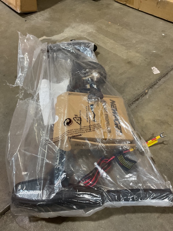 Photo 1 of **SELLING FOR PARTS AS PARTIAL SET.MISSING BLADES**Newport NV-Series Thrust Transom Mounted Saltwater Electric Trolling Motor LED Battery Indicator