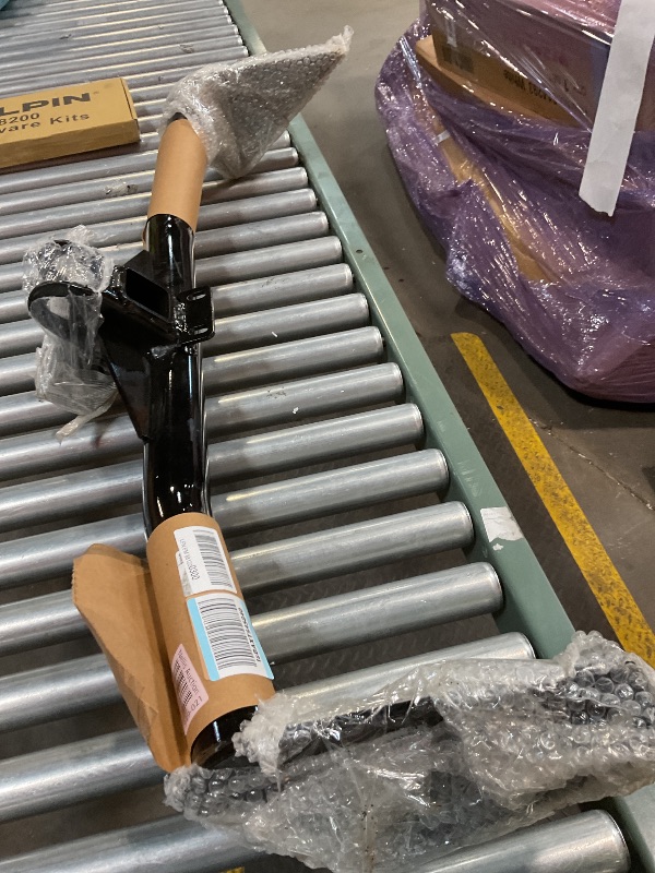 Photo 1 of **SCRATCHED**CURT 13203 Class 3 Trailer Hitch