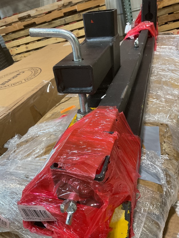 Photo 1 of **MINOR USE WEAR**VEVOR Pallet Forks, 2000 lbs Clamp on Pallet Forks, 60" Total Length Heavy Duty Pallet Forks with Adjustable Stabilizer Bar, Tractor Bucket Forks for Tractor Attachments, Skid Steer, Loader Bucket