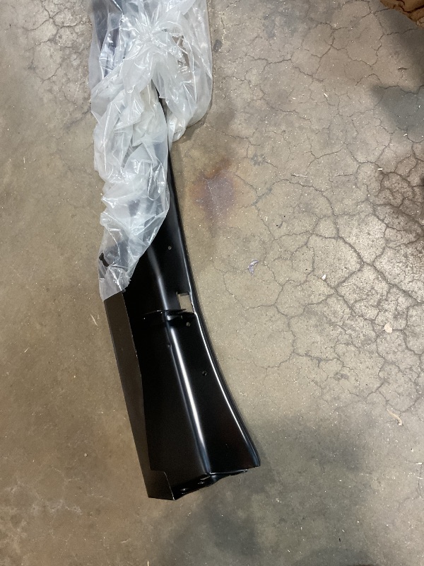 Photo 1 of **SCRAPES FROM TRANSPORT **Sherman Replacement Part Compatible with Ford Econoline Front Bumper Deflector (Partslink Number FO1092175)