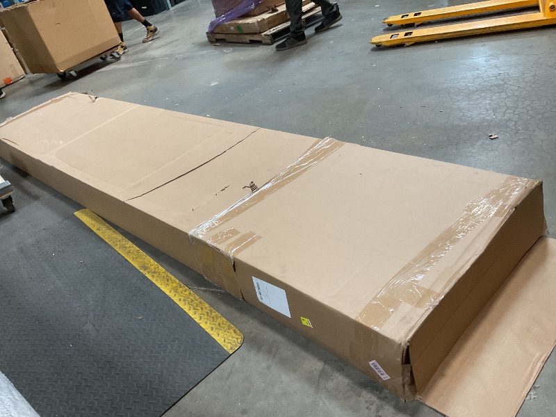 Photo 1 of **MINOR SCRAPE DAMAGE ON TOP**Advent 12 foot ladder