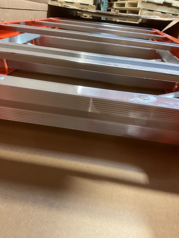 Photo 1 of **MINOR SCRAPE DAMAGE ON TOP**Advent 12 foot ladder