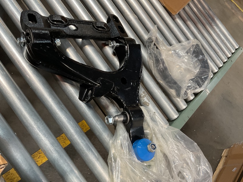 Photo 1 of **SELLING FOR PARTS AS PARTIAL SET**A-Premium Set of 8, Front Upper Lower Control Arm, Upper Lower Ball Joint, Outer Tie Rod End, Compatible with Chevrolet & GMC & Oldsmobile - 2002 - Trailblazer Trailblazer EXT Envoy Envoy XL Bravada