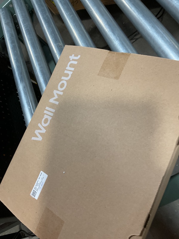 Photo 1 of **** PARTS ONLY/NON-FUNCTIONL & MISSING PIECES**** Samsung 55-Inch Class The Frame LS03F 4K QLED Smart TV (2025 Model) Modern Frame Design, NQ4 AI Gen2 Processor, Art Mode, Artful Picture Quality, Samsung Vision AI, Alexa Built-in