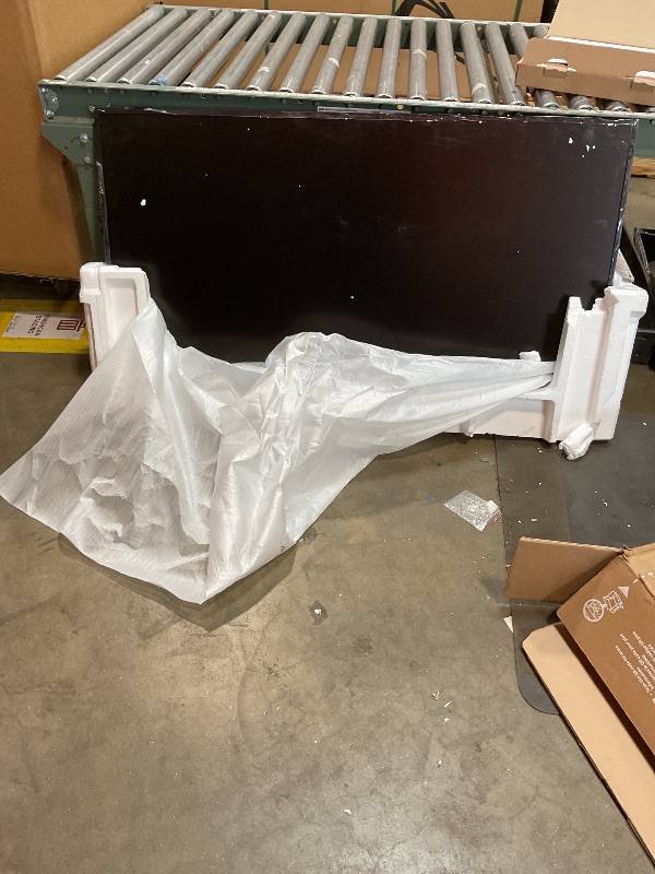 Photo 1 of **** PARTS ONLY/NON-FUNCTIONL & MISSING PIECES**** Samsung 55-Inch Class The Frame LS03F 4K QLED Smart TV (2025 Model) Modern Frame Design, NQ4 AI Gen2 Processor, Art Mode, Artful Picture Quality, Samsung Vision AI, Alexa Built-in