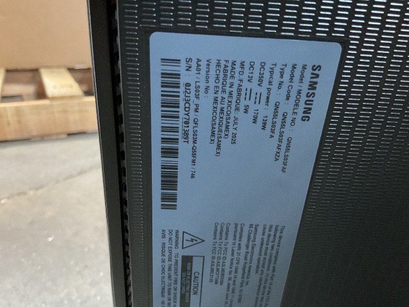 Photo 1 of **** PARTS ONLY/NON-FUNCTIONL & MISSING PIECES**** Samsung 55-Inch Class The Frame LS03F 4K QLED Smart TV (2025 Model) Modern Frame Design, NQ4 AI Gen2 Processor, Art Mode, Artful Picture Quality, Samsung Vision AI, Alexa Built-in