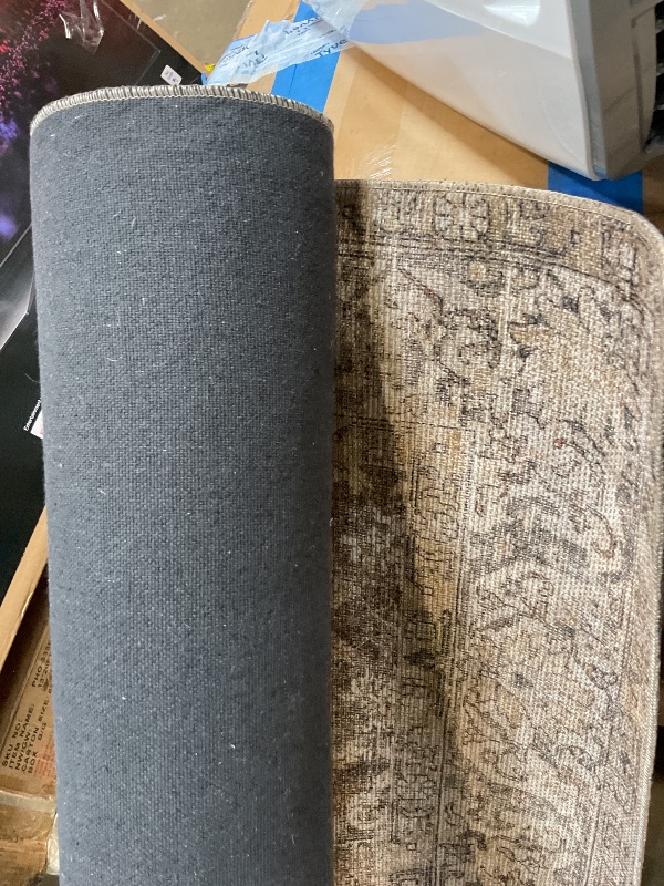 Photo 1 of **DIRTY FROM TRANSPORT **nuLOOM Hillstone Collection 5' x 8' Area Rug, Traditional Vintage Distressed Medallion, Thick and Soft, Durable Non-Shedding Low Pile Poly/Jute Blend, Easy to Clean, Living Room, Bedroom