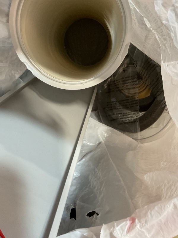 Photo 1 of **DIRTY FROM TRANSPORT **Black and decker air conditioner