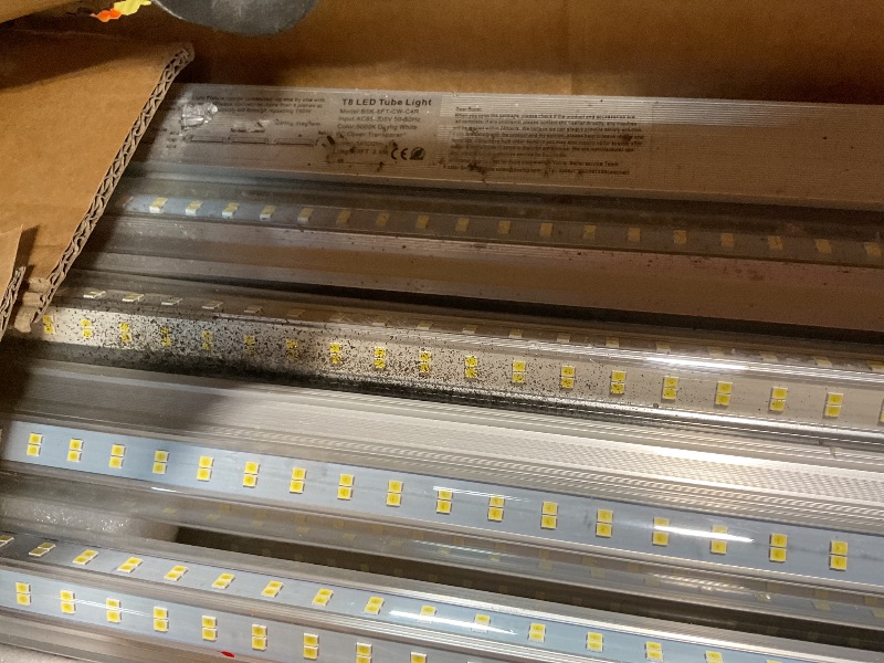 Photo 1 of **DIRTY FROM TRANSPORT. 3 TUBES DAMAGED**SZSKYING 25 Pack LED Shop Lights,8FT 72W 7200LM 6500K,T8 Tube Light Daylight White,V Shape High Output,Clear Cover,8 Light Linkable,LED Garage Lights 8 Foot