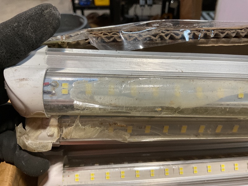 Photo 1 of **DIRTY FROM TRANSPORT. 3 TUBES DAMAGED**SZSKYING 25 Pack LED Shop Lights,8FT 72W 7200LM 6500K,T8 Tube Light Daylight White,V Shape High Output,Clear Cover,8 Light Linkable,LED Garage Lights 8 Foot