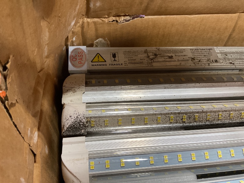 Photo 1 of **DIRTY FROM TRANSPORT. 3 TUBES DAMAGED**SZSKYING 25 Pack LED Shop Lights,8FT 72W 7200LM 6500K,T8 Tube Light Daylight White,V Shape High Output,Clear Cover,8 Light Linkable,LED Garage Lights 8 Foot