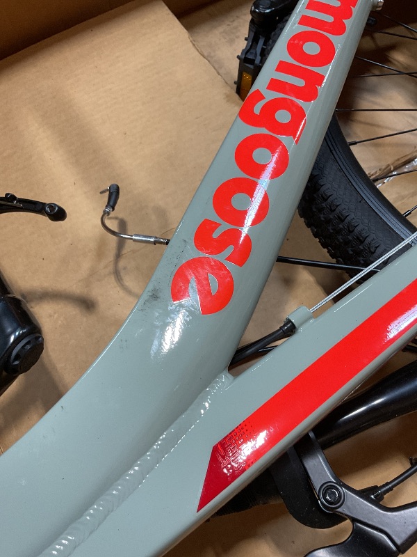 Photo 1 of **SCUFF DAMAGE FROM TRANSPORT ON FRONT FRAME**Mongoose Men's 26" Flat Rock Bike