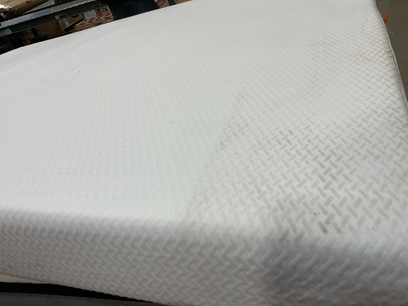 Photo 1 of **DIRTY FROM TRANSPORT **6 Inch Queen Mattress Memory Foam Mattress Mattress Bed CertiPUR-US Certified for Cooler Sleep Pressure Relief Breathable Comfortable Bed Mattress,80”x60”x6