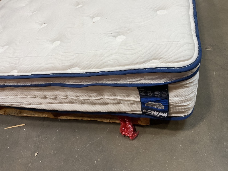 Photo 1 of **DIRT FROM TRANSPORT **Queen size mattress boxspring, hybrid
