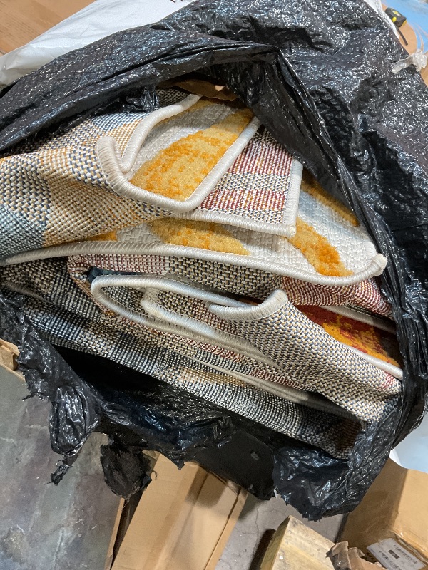 Photo 1 of **DIRT FROM TRANSPORT **JONATHAN Y Tropics Palm Leaves Indoor Outdoor Area Rug 9X12 Cream/Orange, Boho for Backyard, Patio, Porch, Easy-Cleaning, High Traffic, Pet-Friendly, Non-Shedding (AMC100B-9)