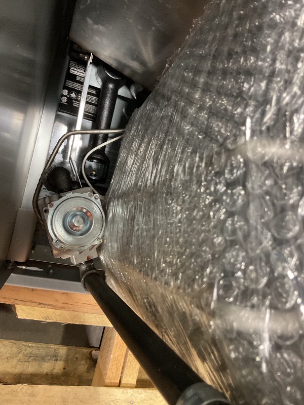 Photo 1 of **MINOR BEND AT BACK**Backychu Commercial Deep Fryer -5-Burner Liquid Propane Fryer CSA, 75-100 lbs Capacity, 150,000 BTU/h Adjustable Thermostat 200°F-400°F, Stainless Steel Gas Liquid Propane Deep Fryer for Restaurants