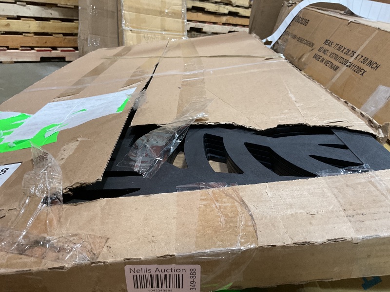 Photo 1 of **5 PIECES**2'x4' Sanibel Decorative Screen, Black