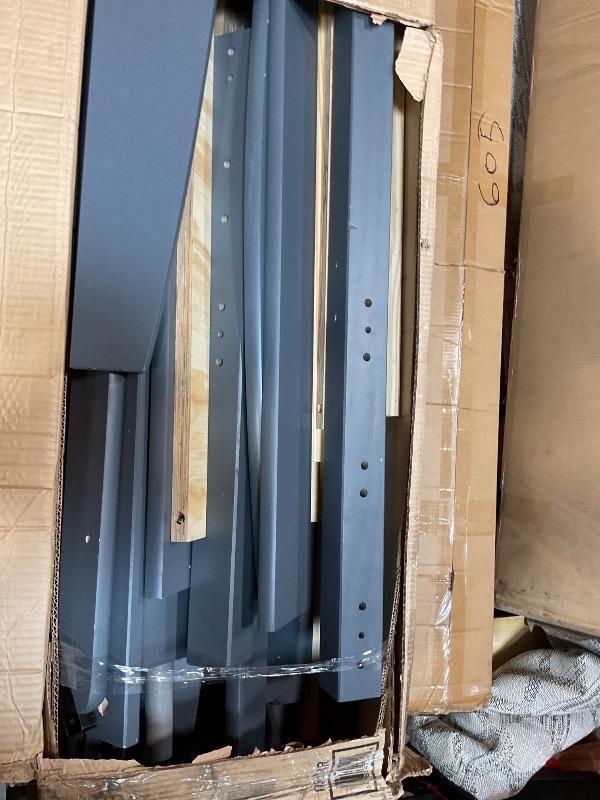 Photo 1 of **SELLING FOR PARTS AS PARTIAL SET**