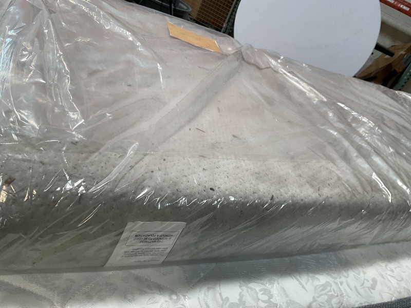 Photo 1 of **HEAVY DIRTY**ZINUS 6 Inch Green Tea Memory Foam Mattress [New Version],  Fiberglass free, Medium Firm Feel, Zoned Pressure Relief, Certified Safe Foams & Fabric, Mattress i