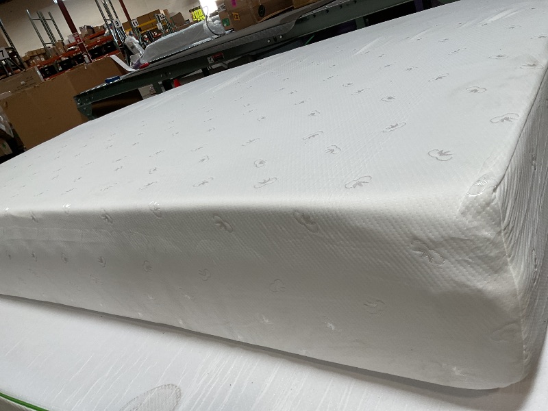 Photo 1 of **DIRTY FROM TRANSPORT**Novilla Mattress, 12 Inch Queen Size Memory Foam with Comfort for Pressure Relief & Cool Fresh Sleep,Removable Washable Cover, Medium Firm