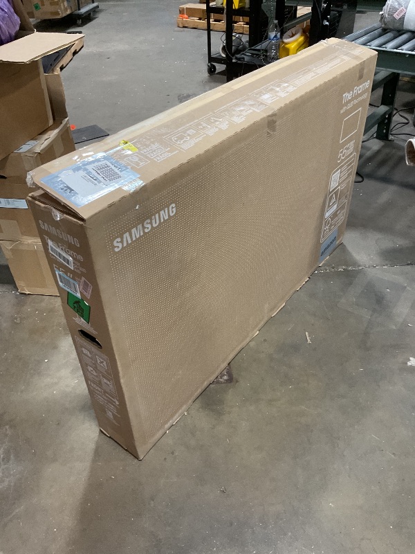 Photo 1 of **FUNCTIONS WITH STRIPE DOWN RIGHT SIDE**Samsung 55-Inch Class The Frame LS03F 4K QLED Smart TV (2025 Model) Modern Frame Design, NQ4 AI Gen2 Processor, Art Mode, Artful Picture Quality, Samsung Vision AI, Alexa Built-in