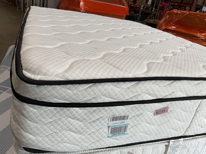 Photo 1 of **DIRTY FROM TRANSPORT **Full Mattress 12 inch Gel Memory Foam Mattress Medium Firm Mattresses for Cool Sleep Relieving Pressure Relief CertiPUR-US Certified Mattress 