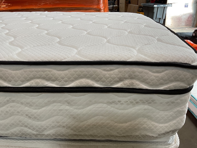 Photo 1 of **DIRTY FROM TRANSPORT **Full Mattress 12 inch Gel Memory Foam Mattress Medium Firm Mattresses for Cool Sleep Relieving Pressure Relief CertiPUR-US Certified Mattress 
