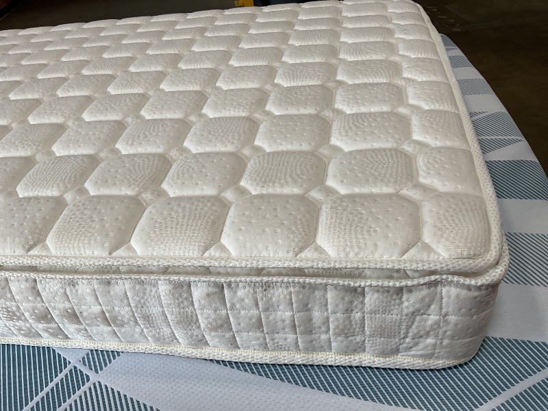 Photo 1 of **DIRTY FROM TRANSPORT **6/8/10/12 inch Gel Memory Foam Mattress for Cool Sleep & Pressure Relief, Medium Firm Mattresses CertiPUR-US Certified/Be/Pressure Relieving (8 in, Full)