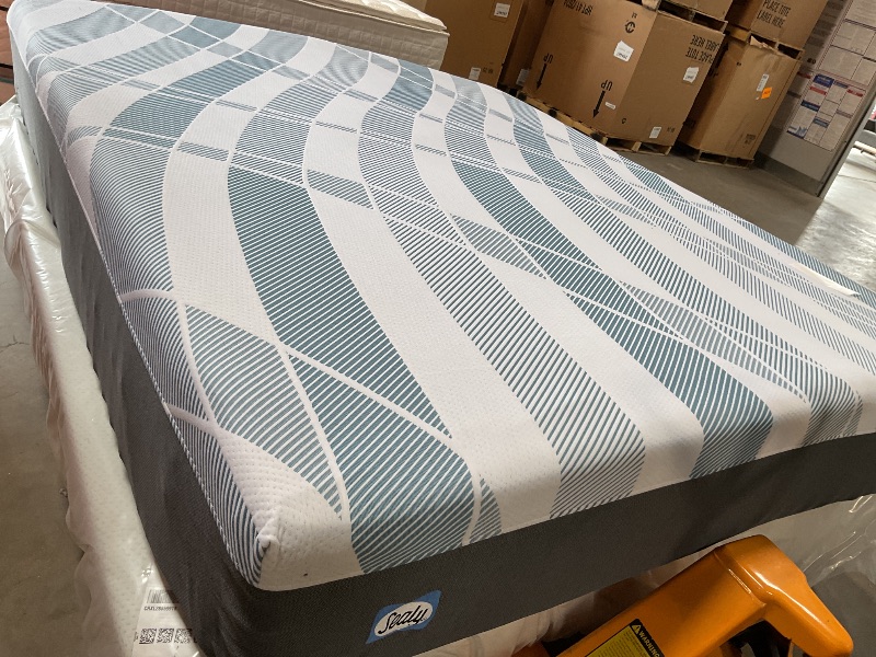 Photo 1 of **DIRTY FROM TRANSPORT **Sealy Dreamlife 12” Hybrid Mattress-i, California King, SealyComfort Gel Memory Foam, SealyResponsive Encased Coils, Surface-Guard Technology