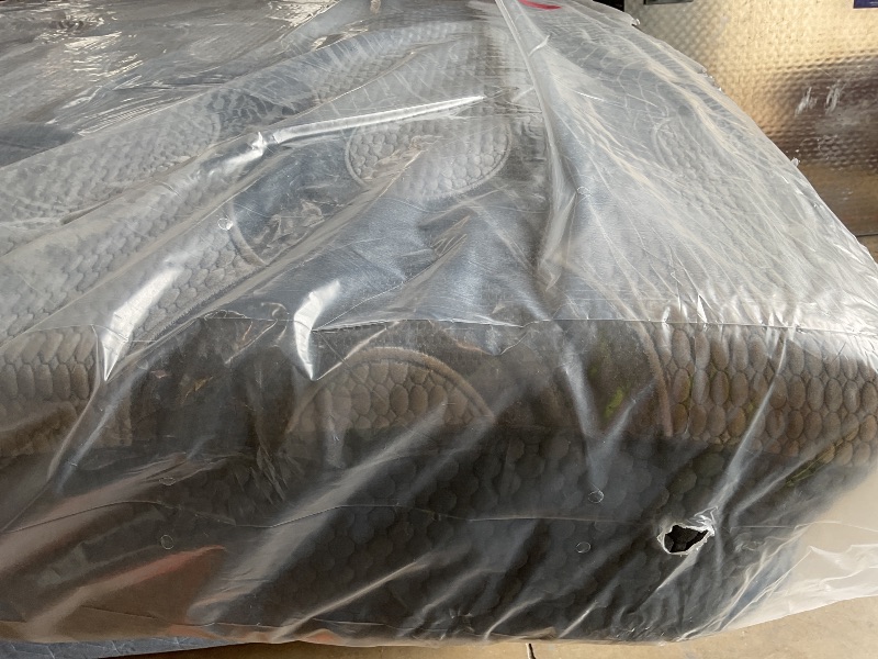 Photo 1 of **DIRTY FROM TRANSPORT **Signature Design by Ashley King Size 12 Inch Hybrid Mattress with Cooling Gel Memory Foam and Lumbar Support Form