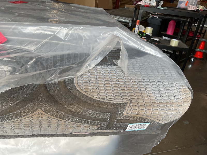 Photo 1 of **DIRTY FROM TRANSPORT **Signature Design by Ashley King Size 12 Inch Hybrid Mattress with Cooling Gel Memory Foam and Lumbar Support Form