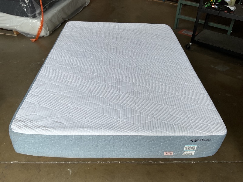 Photo 1 of **DIRTY FROM TRANSPORT**Amazon Basics Memory Foam Mattress, Medium Firm, Cooling Gel, Twin Size Mattress, CertiPUR-US® Certified Foam, 75 x 39 x 10 inches, White/Gray