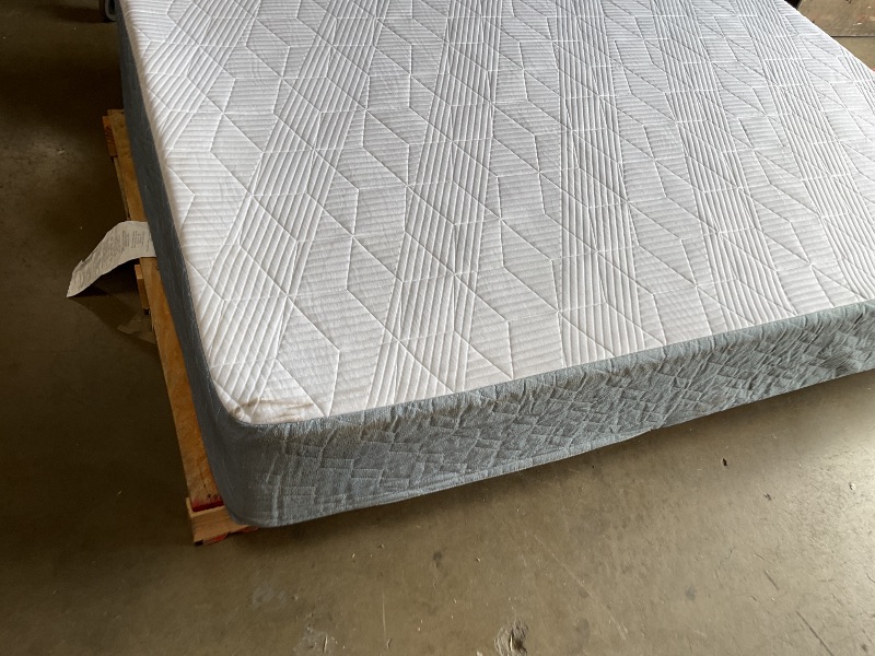Photo 1 of **DIRTY FROM TRANSPORT**Amazon Basics Memory Foam Mattress, Medium Firm, Cooling Gel, Twin Size Mattress, CertiPUR-US® Certified Foam, 75 x 39 x 10 inches, White/Gray