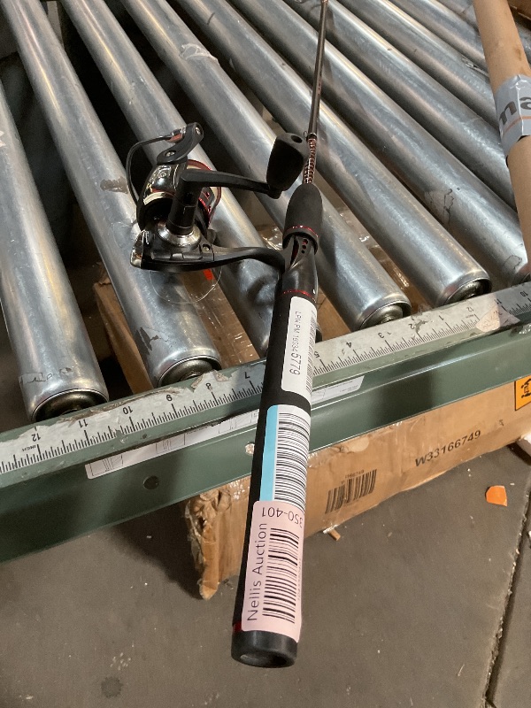 Photo 1 of **DAMAGE TO TIP. HANDLE DOESNT TURN. **Ugly Stik 7’ GX2 Spinning Fishing Rod and Reel Spinning Combo, Ugly Tech Construction with Clear Tip Design, 7’ 1-Piece Rod