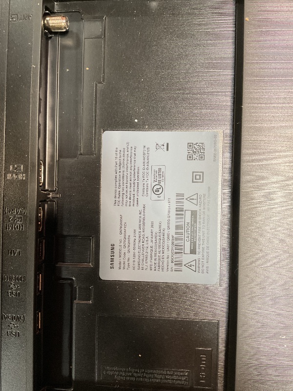 Photo 1 of *****PARTS ONLY DAMAGED SCREEN****Samsung 70-Inch Class QLED 4K Q60D Series Quantum HDR Smart TV w/Object Tracking Sound Lite, Motion Xcelerator, Slim Design, Gaming Hub, Alexa Built-in (QN70Q60D, 2024 Model)