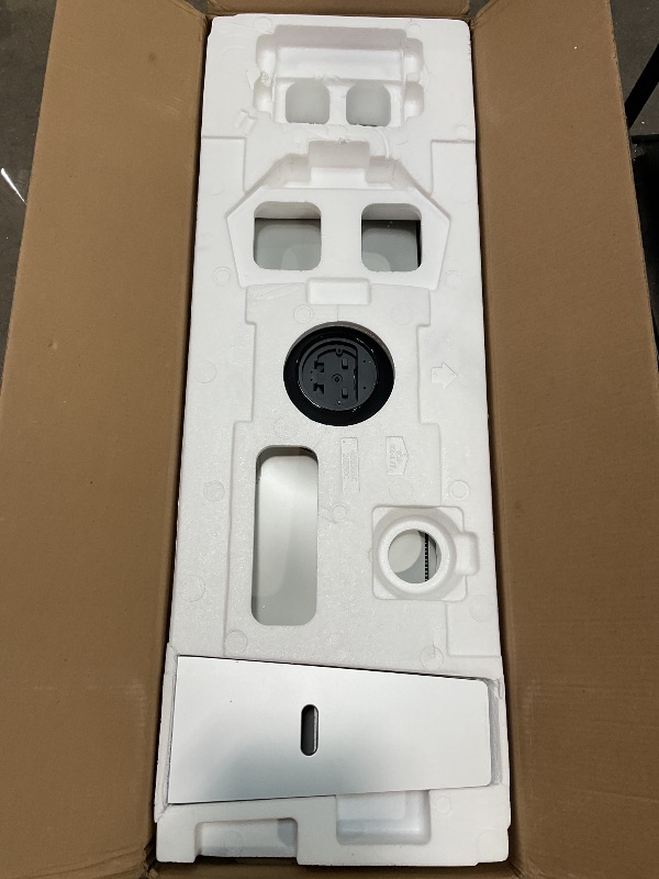 Photo 1 of ****UNTESTED, NO POWER CORD INCLUDED****Samsung 49" Odyssey OLED G9 (G95SC) Series Curved Smart Gaming Monitor w QD-OLED, 240Hz, 0.03ms, AMD Freestyle Premium Pro, G-Sync Compatible, Dual QHD, Neo Quantum Processor Pro, LS49CG954SNXZA