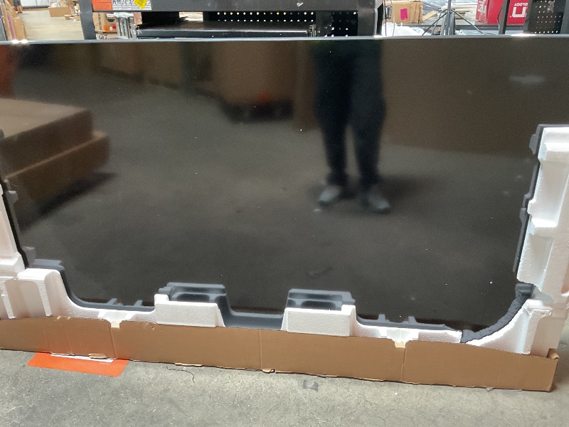 Photo 1 of *****PARTS ONLY TELEVISION DOES NOT WORK***** Samsung 70-Inch Class Crystal UHD 4K DU7200 Series HDR Smart TV w/Object Tracking Sound Lite, PurColor, Motion Xcelerator, Mega Contrast, Q-Symphony (UN70DU7200, 2024 Model)