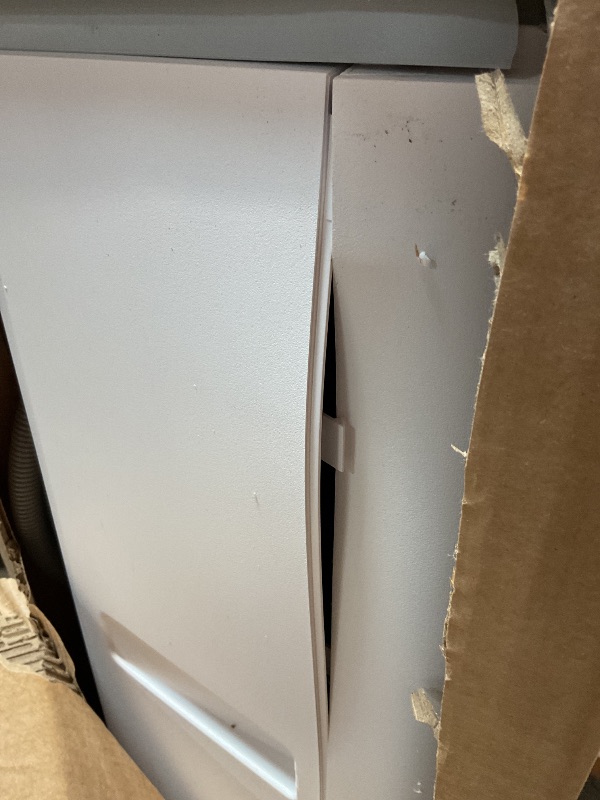 Photo 1 of *BROKEN WHEELS* Portable Air Conditioners 16,000 Btu AC Unit 5 in 1 Wifi Smart Air Conditioner with APP, Fan & Dehumidifier, Remote, 24H, Window Kits Included Cooling for Large Room Indoor