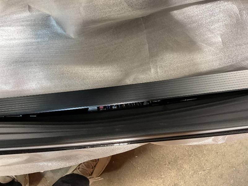 Photo 1 of *****BROKEN. PARTS ONLY!!!!***** Samsung 43-Inch Class Crystal UHD U8000F 4K Smart TV (2025 Model) Endless Free Content, Crystal Processor 4K, MetalStream Design, Knox Security, Alexa Built-in