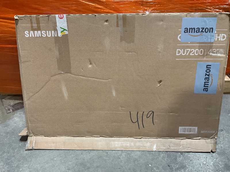 Photo 1 of ****CRACKED SCREEN PARTS ONLY**** Samsung 43-Inch Class Crystal UHD 4K DU7200 Series HDR Smart TV w/Object Tracking Sound Lite, PurColor, Motion Xcelerator, Mega Contrast, Q-Symphony (UN43DU7200, 2024 Model)