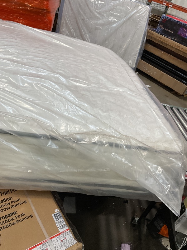 Photo 1 of *DIRTY FROM TRANSPORT. Novilla King Size Mattress, 12 inch Hybrid King Mattress for Back Pain Relief & Support, King Hybrid Mattresses with Pocket Spring & Comfortable Foam, Motion Isolation, Certipur-Us Certified