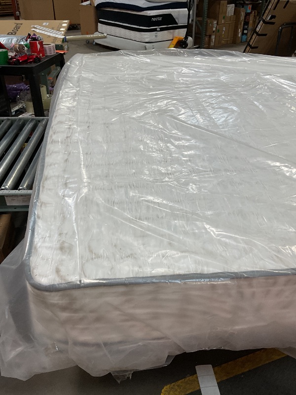 Photo 1 of *DIRTY FROM TRANSPORT. Novilla King Size Mattress, 12 inch Hybrid King Mattress for Back Pain Relief & Support, King Hybrid Mattresses with Pocket Spring & Comfortable Foam, Motion Isolation, Certipur-Us Certified